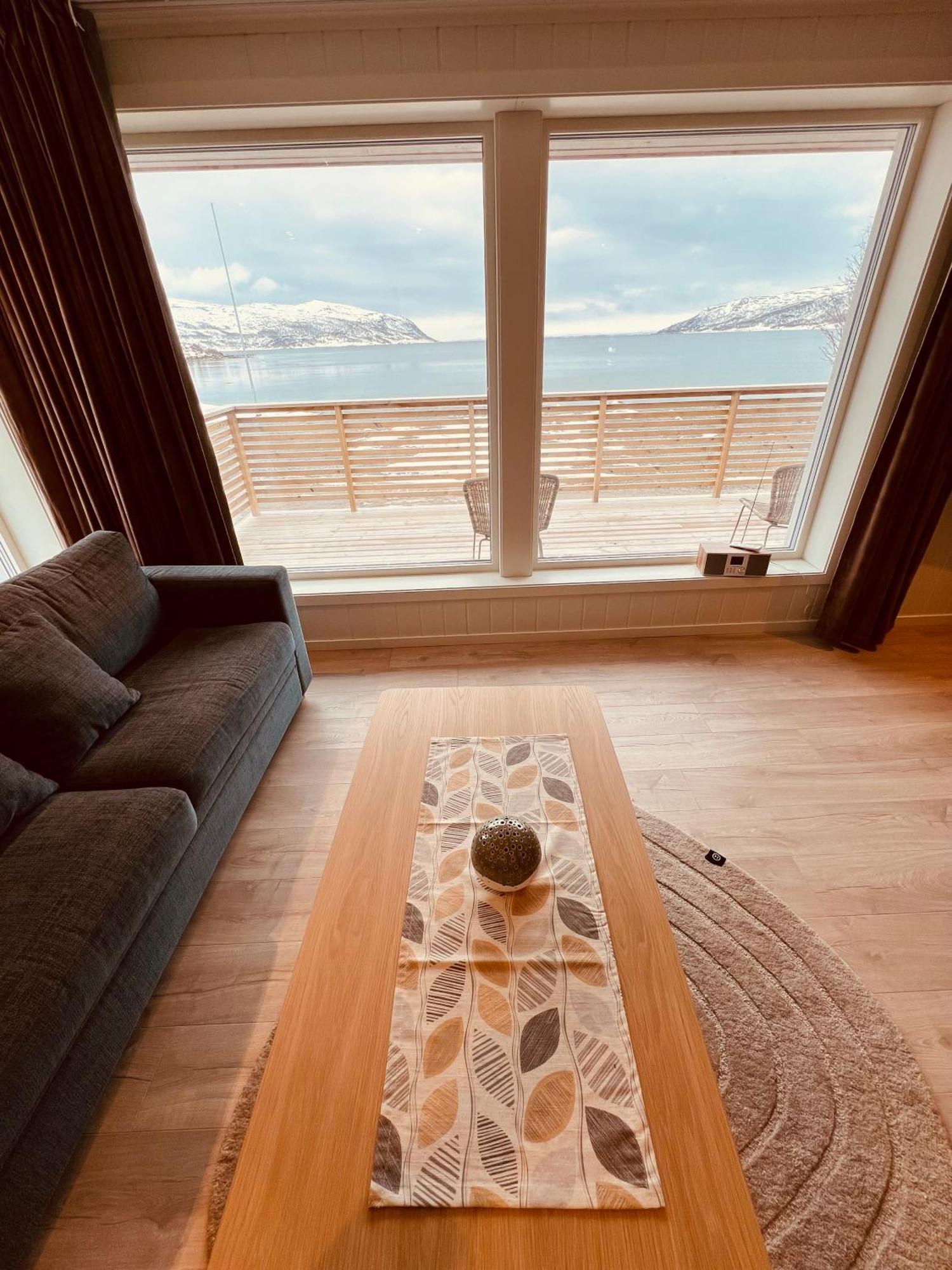 Apartment With Sauna And A Sea View Russenes Kamer foto